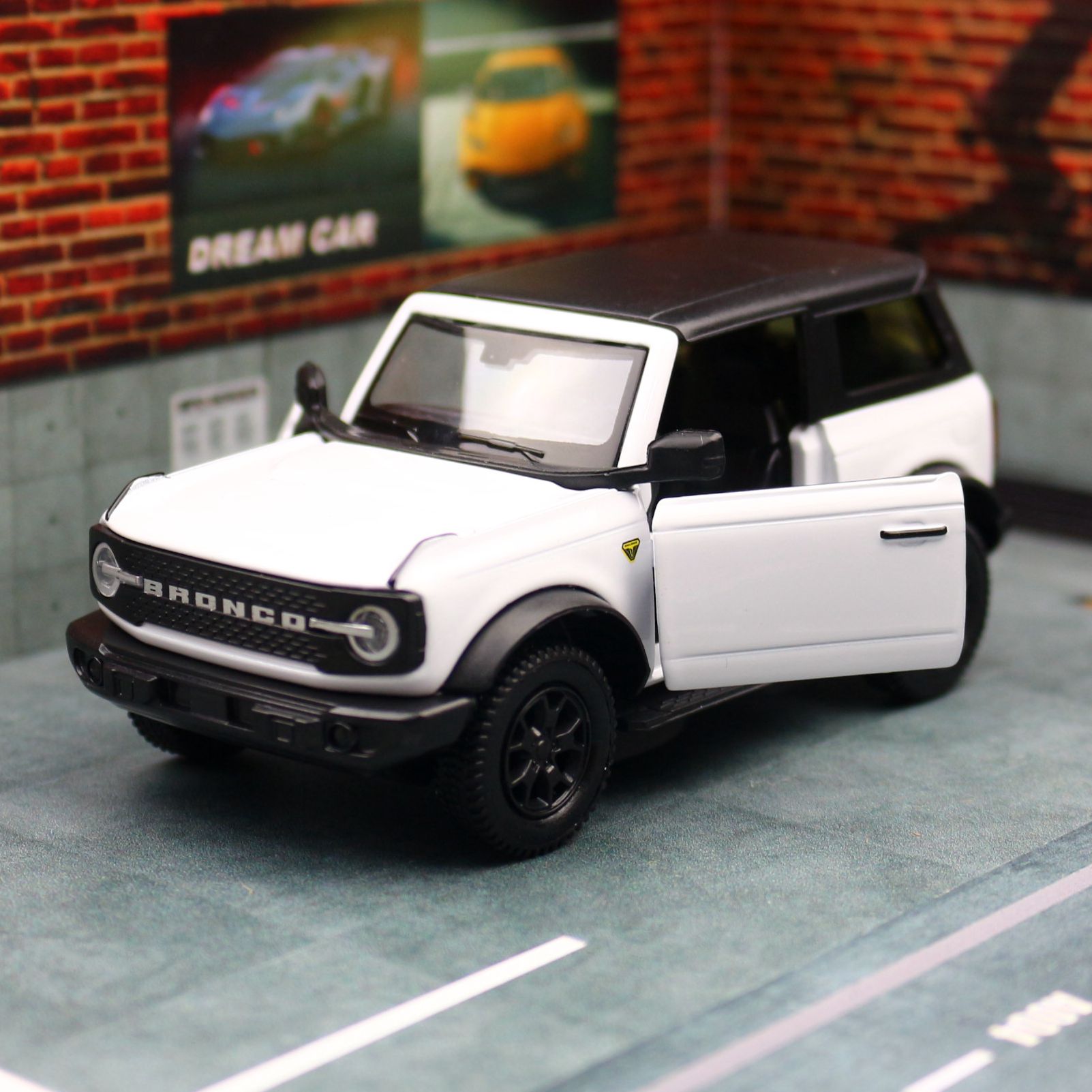 1/36 Ford Bronco SUV Модель вн – обзор и цена Kids Toys Reviews